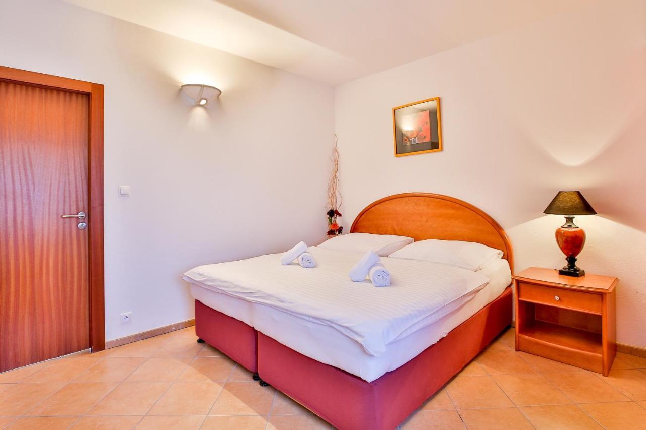 Hotel Barborka Přední Výtoň Zewnętrze zdjęcie